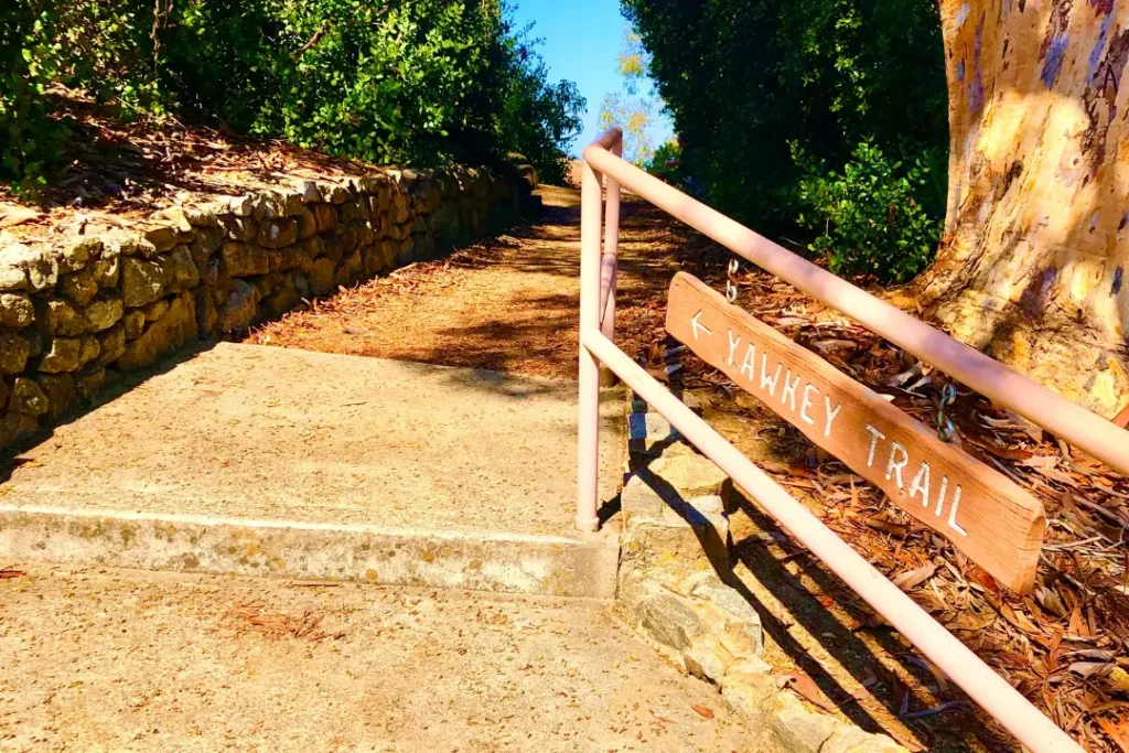 Compassionate mental health care for Casa de Oro-Mount Helix residents.